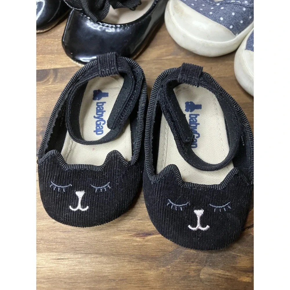 Lot Of 4 Baby Girl Baby GAP Shoes Size 0-6 Months‎
